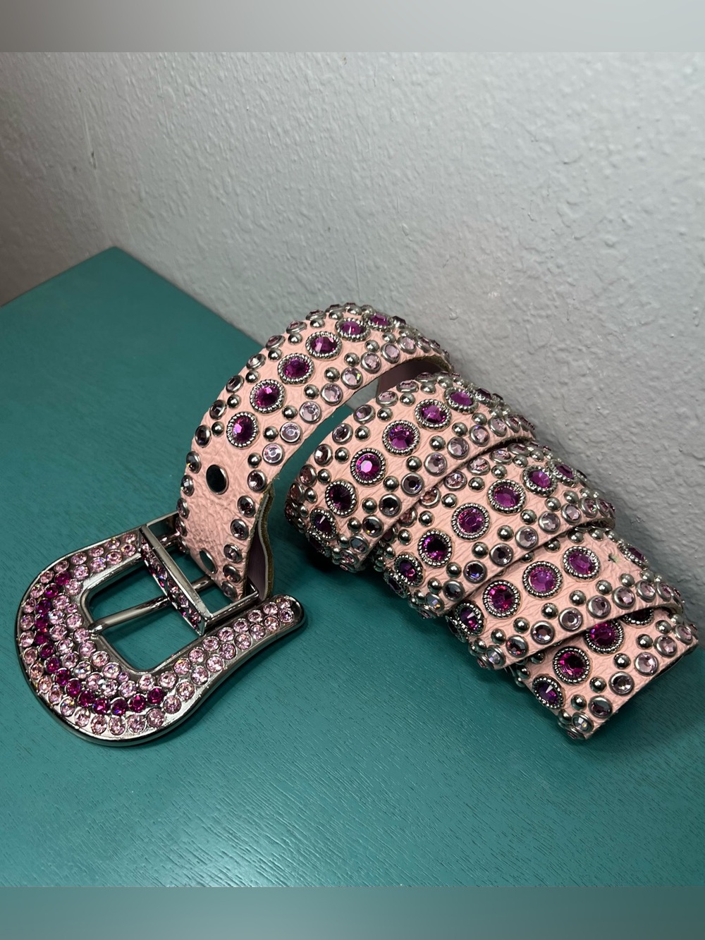 Kippy’s Pink Swarovski Belt with Silver Crystal Buckle - Picture 4 of 9